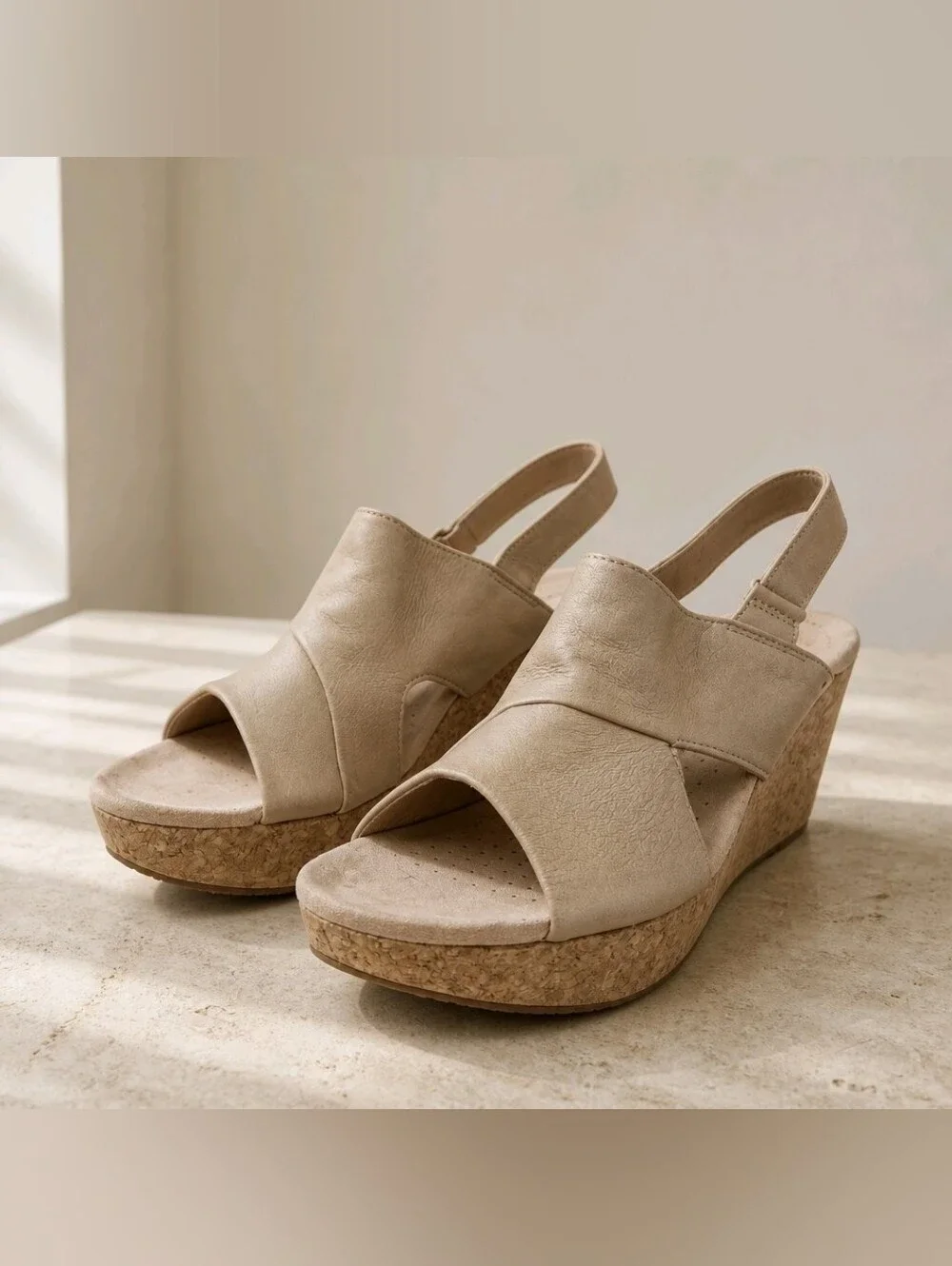 Clark's Beige Slingback Cork Wedge Sandals - Ultimate Comfort Collection Sz 9.5